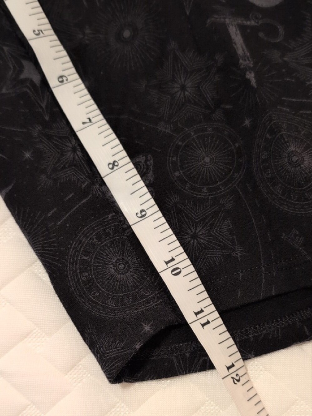 TORRID Bike Shorts 11'' Signature Waist Pocket Magical Objects Deep Black 1X - Picture 8 of 10